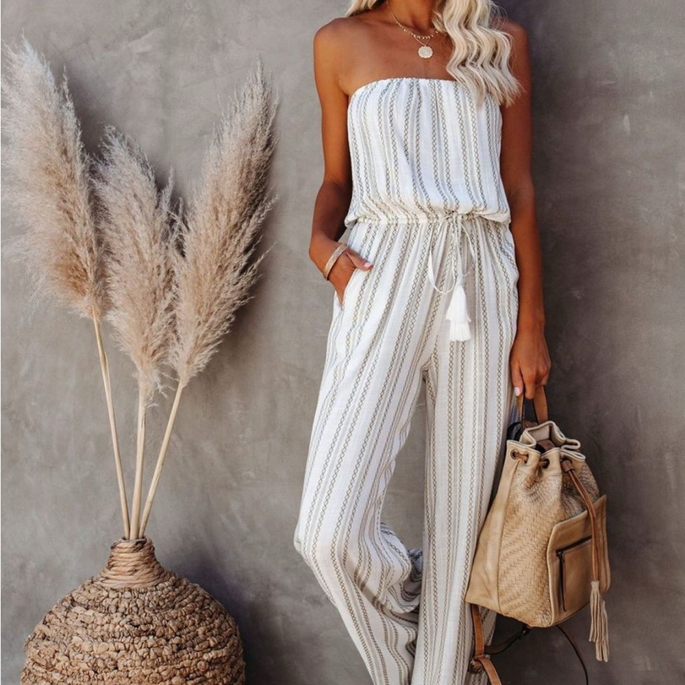 Elan White and Gray Strapless Jumpsuit with Wide-Leg Design